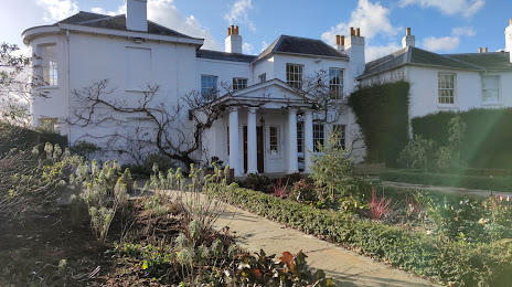 Pembroke Lodge Gardens, 