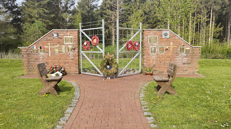 Stalag XI-B Memorial Gates, Bad Фаллингбостель