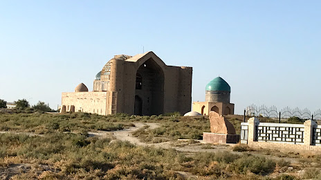 Underground Mosque, Түркістан