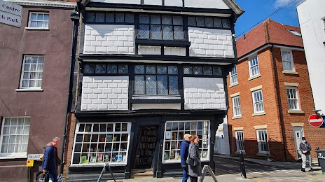 The Crooked House, 