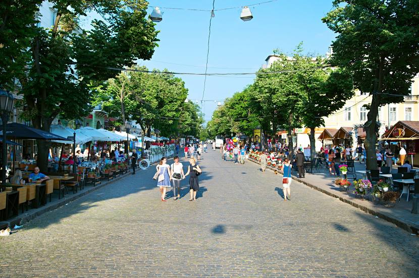 Derybasivska Street, Οδησσός