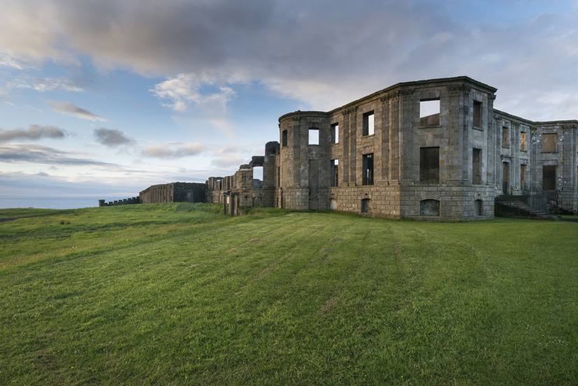 Downhill House, 