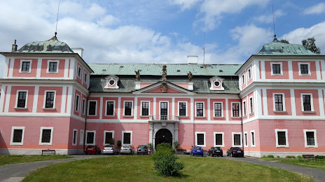 Burgstein Manor, Нови-Бор