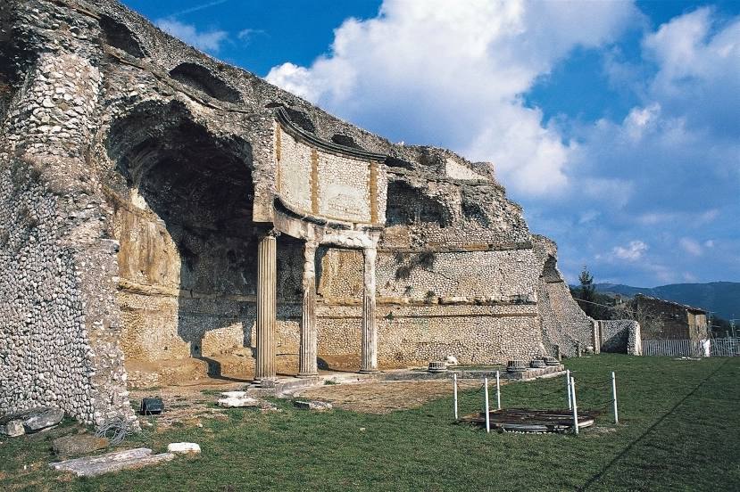 Sanctuary of Fortuna Primigenia and Tombe, 
