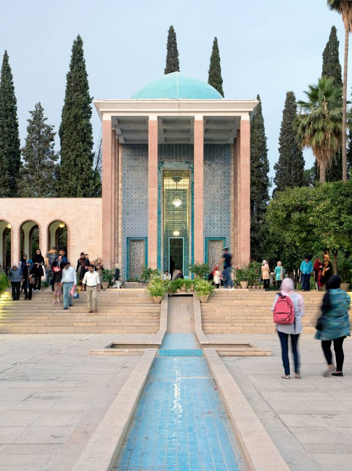 Tomb of Saadi, Şiraz