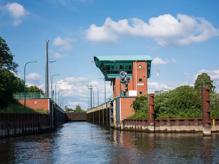 Elbe-Lübeck-Kanal, Lauenburg Elbe