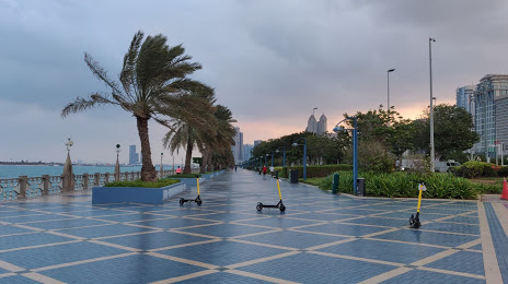 Abu Dhabi City Corniche Park, 