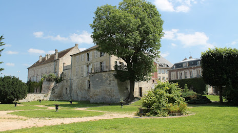 Musée Gallé-Juillet : maison Gallé-Juillet et maison de la faïence, Монтатер