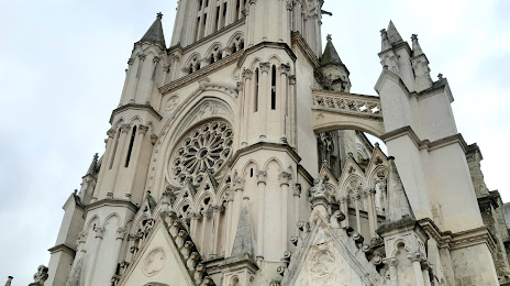 Basilique Notre-Dame du Saint-Cordon, Saint-Saulve