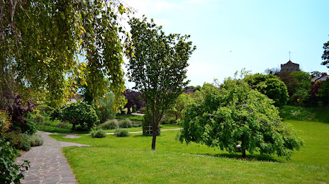 Motcombe Gardens, 