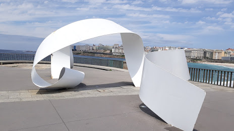 Monumento a los Héroes del Orzán, La Coruña