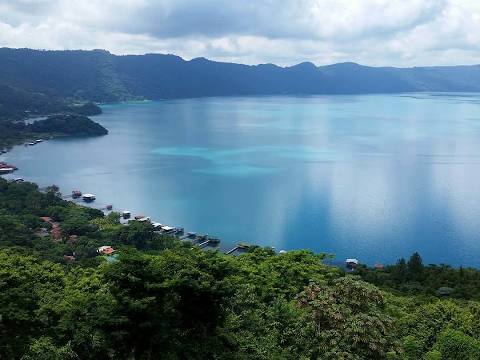 Lake Ilopango, 
