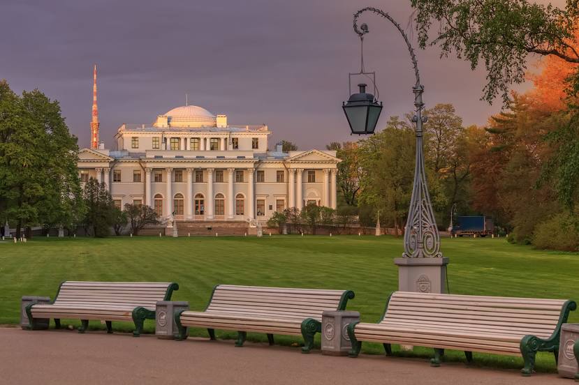 Елагиноостровский дворец-музей, Санкт-Петербург