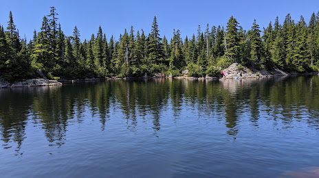 Cabin Lake, فانكوفر الغربية