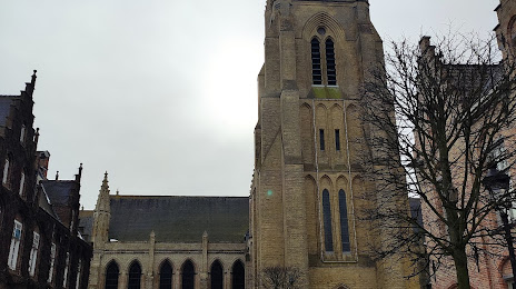 Our Lady Church (Onze-Lieve-Vrouwekerk), 