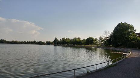 Vardavar Lake, 