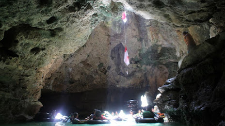 Cave Tubing Gua Pindul, 