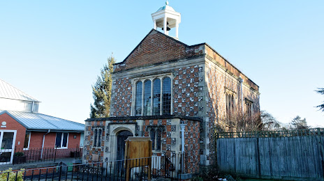 Oxhey Chapel, Уотфорд