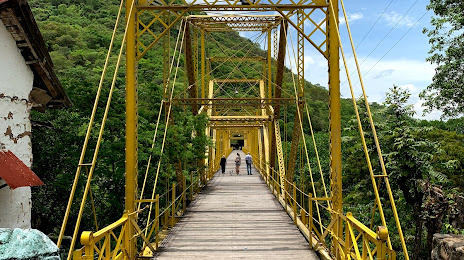 Puente Navarro, 