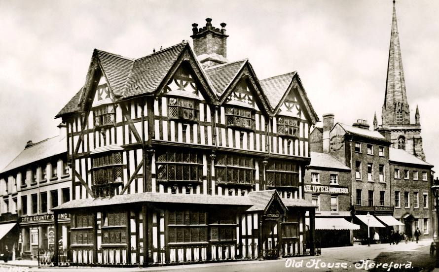 Black and White House Museum, Hereford