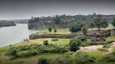 Shergarh Fort ऐतिहासिक किला, 