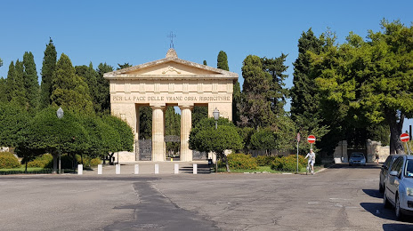 Cimitero Di Lecce, Lecce