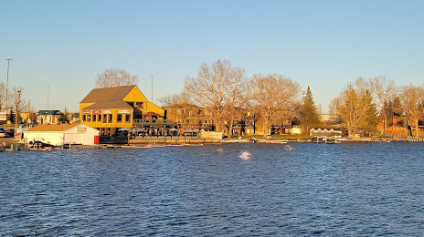 Chestermere Lake, Calgary