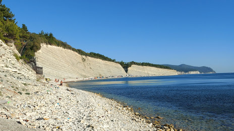 Divnomorskoye (nude beach), Γκελεντζίκ