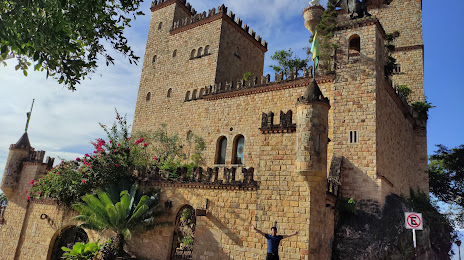 Lamas Castle (Castillo de Lamas), 