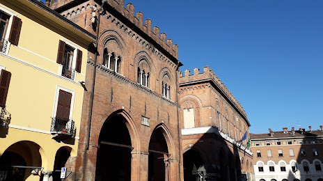 Loggia dei Militi, Cremona
