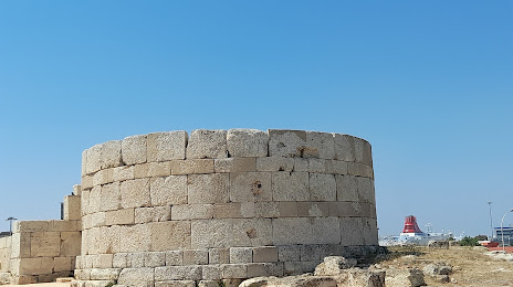 Ηετιώνεια Πύλη Αρχαίων Τειχών Πειραιά, Κερατσίνι