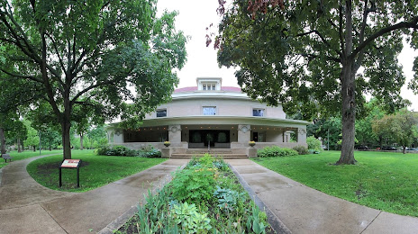 Pleasant Home, River Forest
