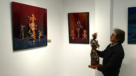 Miguel Illescas Art Gallery, 