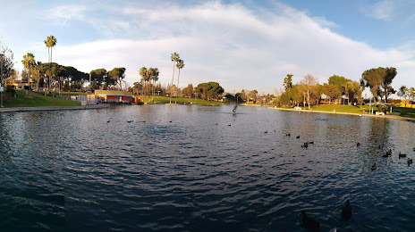 Belvedere Park Lake, East Los Angeles