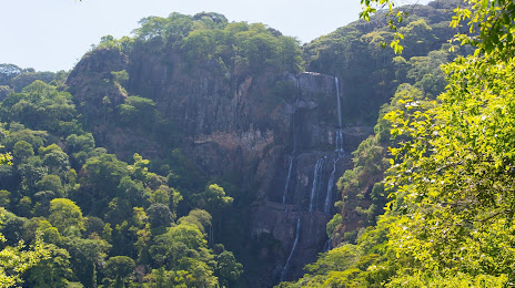 Sanje Falls, Mikumi