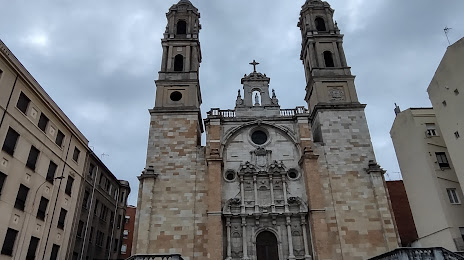 Parroquia de San Juan y San Pedro de Renueva, León