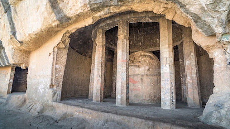 Tulja Buddhist Caves, Junnar