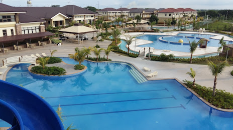 Saddle and Clubs Leisure Park, Tanza