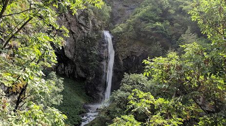 Ovcharchenski Waterfall, Ντούπνιτσα