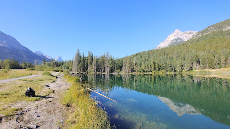 Grotto Mountain Pond, Canmore