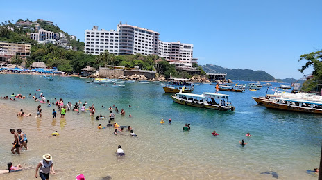 Caletilla Beach, Acapulco