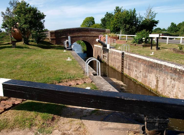 Bridgwater & Taunton Canal, Bridgwater