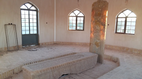 Amir mausoleum of Uwais (White Stone), Ardistan