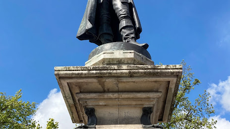 John Howard Statue, Kempston