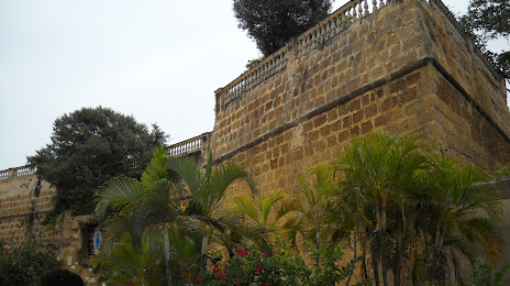 Castillo Santa María de la Cabeza, 