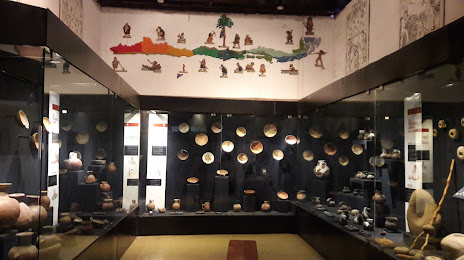 Museo Arqueologico de los Andes, Los Andes