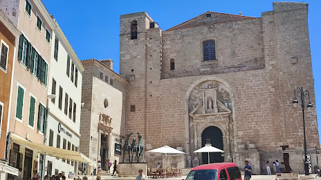 Claustre de Sant Francesc, Mahón