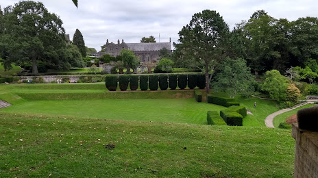 Dartington Hall Gardens, Paignton