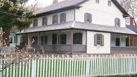 Schneider Haus National Historic Site, كيتشنر