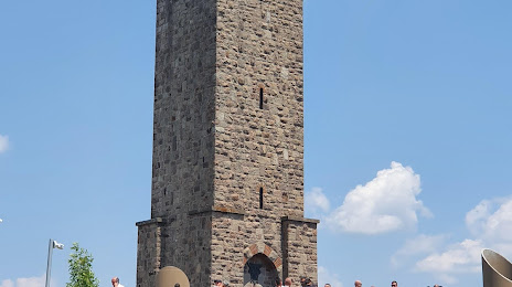 Gazimestan Monument, Kosovo Polje